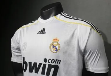 09-10 Retro Player Real Madrid Home Kit Cheap Football Jersey Wholesale Yupoo