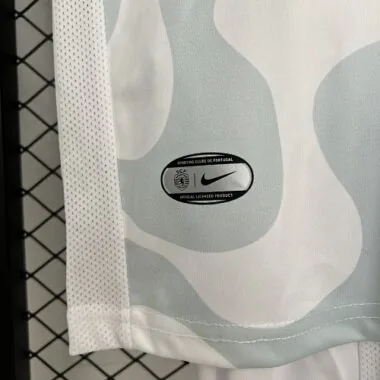 25-26 Kids Sporting Lisbon Fourth Away Kit Cheap Football Jersey Wholesale Yupoo