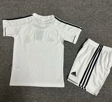 03-04 Kids Retro Real Madrid Home Shirt Cheap Football Jersey Wholesale Yupoo