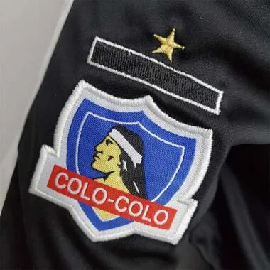22-23 Colo-Colo home kids kit