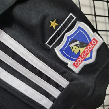2023/24 Colo-Colo home kids kit