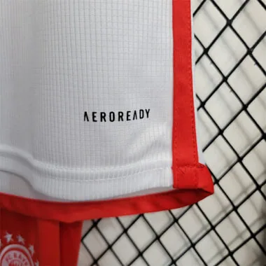 2023/24 Bayern home kids kit