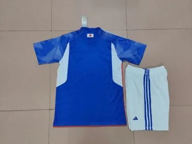2022 Japan home kids kit
