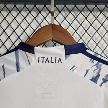 2023 Italy away kids kit