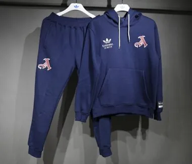 25-26 Arsenal Hoodie Sweatshirt Tracksuit Cheap Football Jersey Wholesale Yupoo