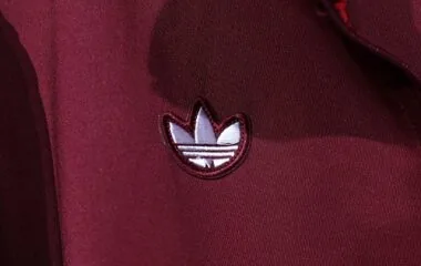 25-26 Arsenal Terrace Icons Red Football Tracksuits Long Jacket Suits Cheap Football Jersey Wholesal