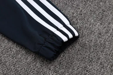 25-26 Real Madrid Training Kits Jacket Tracksuits Cheap Football Jersey Wholesale Yupoo