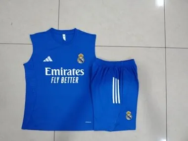 25-26 Real Madrid Sleeveless Training Kits Tracksuits Cheap Football Jersey Wholesale Yupoo