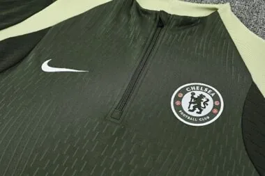 Equipamentos de treino do Chelsea para 25-26 jogadores, fatos de treino, camisolas, camisolas de futebol baratas, venda por grosso na Yupoo