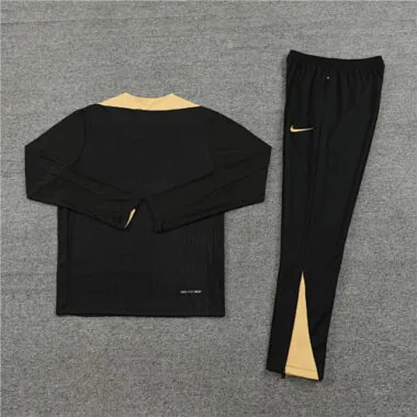 player version 2024/25 PS G black with gold half zipper training tracksuit size