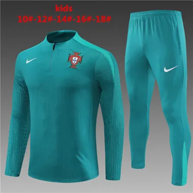 kids kit player version 24-25 Portugal green half zipper training tracksuit