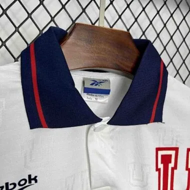 Retro 98-99 University of Chile Away