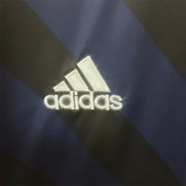 2022/23 University of Chile third away