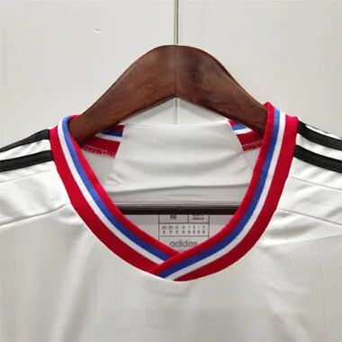 2023/24 Colo-Colo home