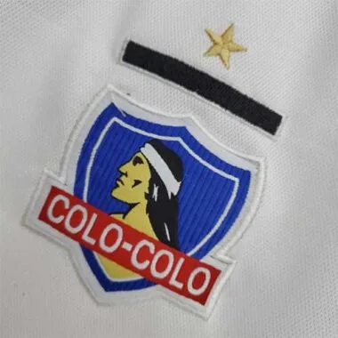 22-23 Colo-Colo home