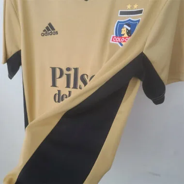 22-23 Colo-Colo golden