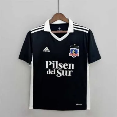 22-23 Colo-Colo away