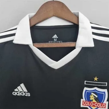 22-23 Colo-Colo away