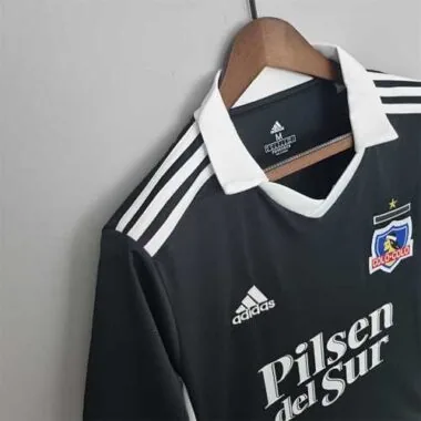 22-23 Colo-Colo away