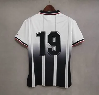 97-99 Rangers (fuera de casa)