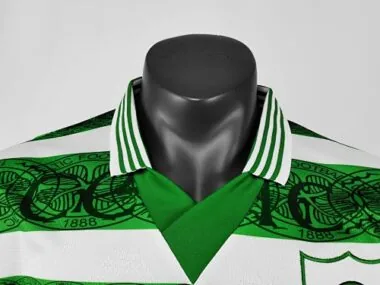 95-97 Celtic em casa