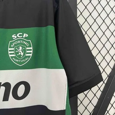 24-25 Sporting Lisbon Home Kit