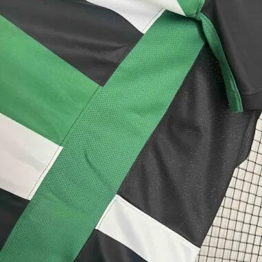 24-25 Sporting Lisbon Home Kit