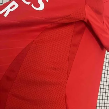 24-25 Benfica thuistenue voetbaltenue