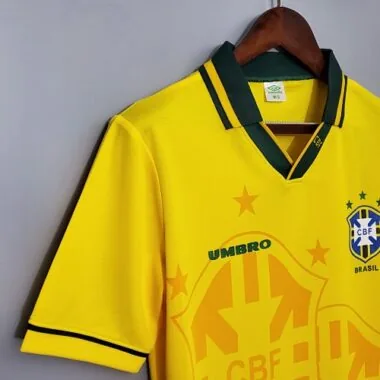 93-94 Brasil (em casa)