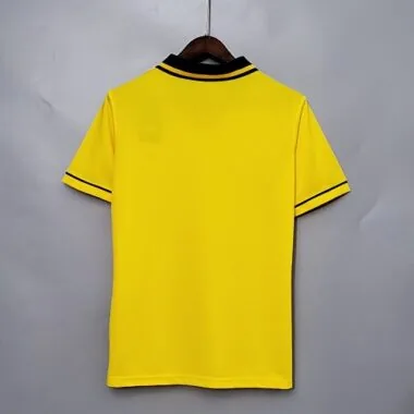 93-94 Brasil (em casa)