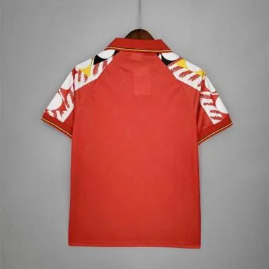 1995 Belgium red home