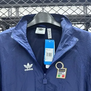 2025 Italy Windbreaker Jacket Kit S-3XL Cheap Football Jersey Wholesale Yupoo