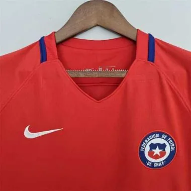 16-17 Chile home