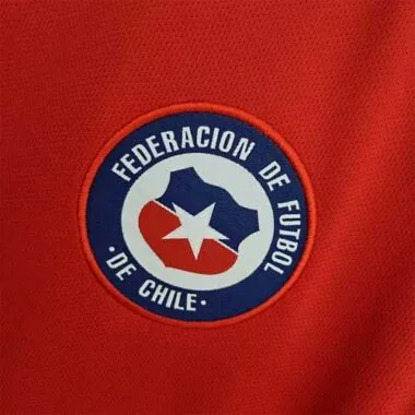 16-17 Chile home