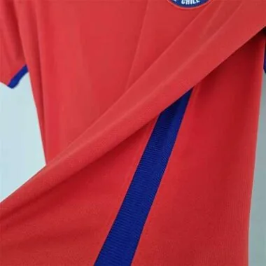 16-17 Chile home