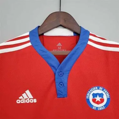 2021 Chile woman home
