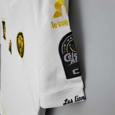 Cameroon white