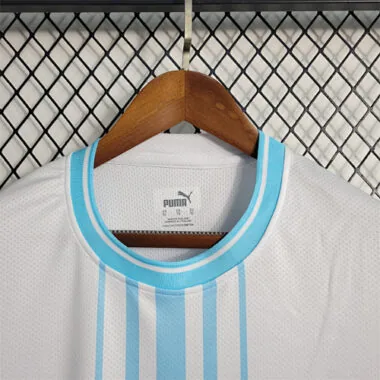 2022 Uruguay away