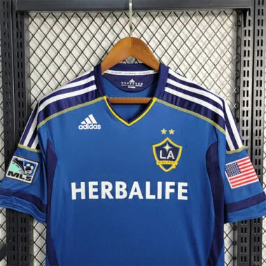 11-12 Galaxy away