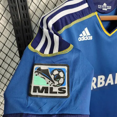 11-12 Galaxy away