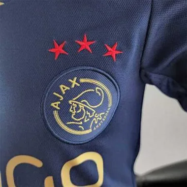 22-23 Ajax uittenue voor kinderen