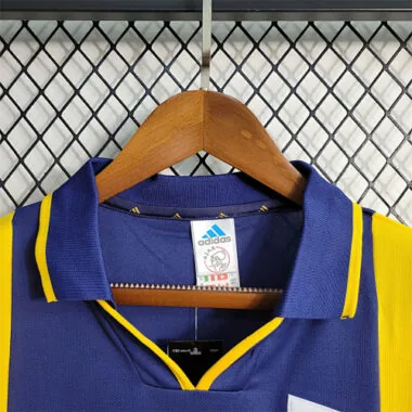 00-01 Ajax away