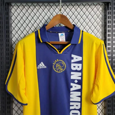 00-01 Ajax away