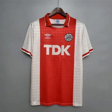 89-90 Ajax home
