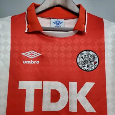 89-90 Ajax home