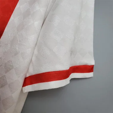 89-90 Ajax home