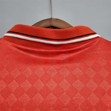 89-90 Ajax home