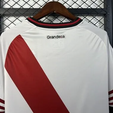 25-26 River Plate thuisshirt S-4XL, goedkope voetbalshirts groothandel Yupoo