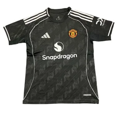 25-26 Manchester United Black Special Edition Kit Cheap Football Jersey Wholesale Yupoo