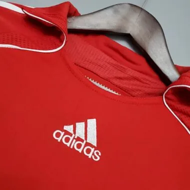 06-07 Retro Liverpool Soccer Jersey Home